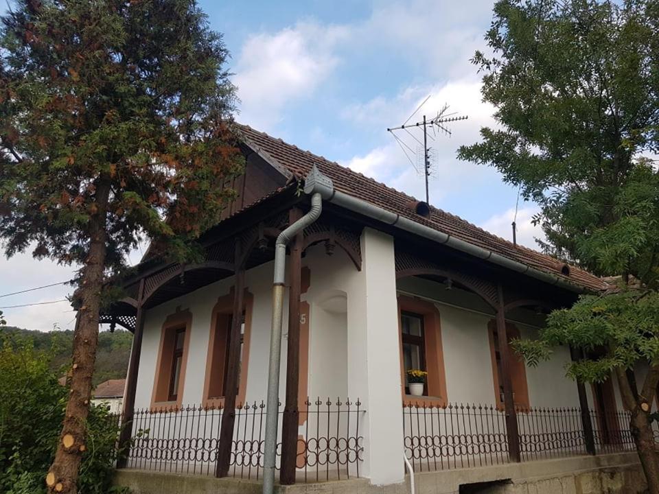 Kontyos Vendégház Felsőtold Exterior foto